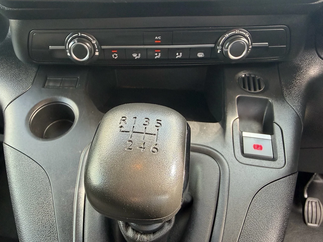 2023 Citroen Berlingo BlueHDi 950 Enterprise Edition XL - Thumbnail 12