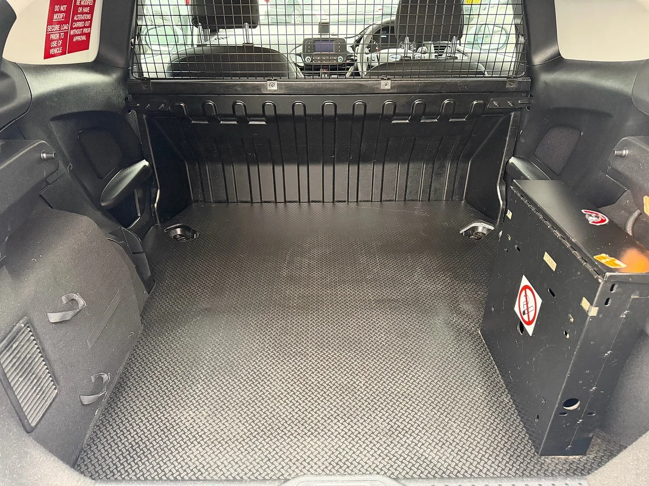 2019 Ford Fiesta Van 1.5 TDCi - Thumbnail 11