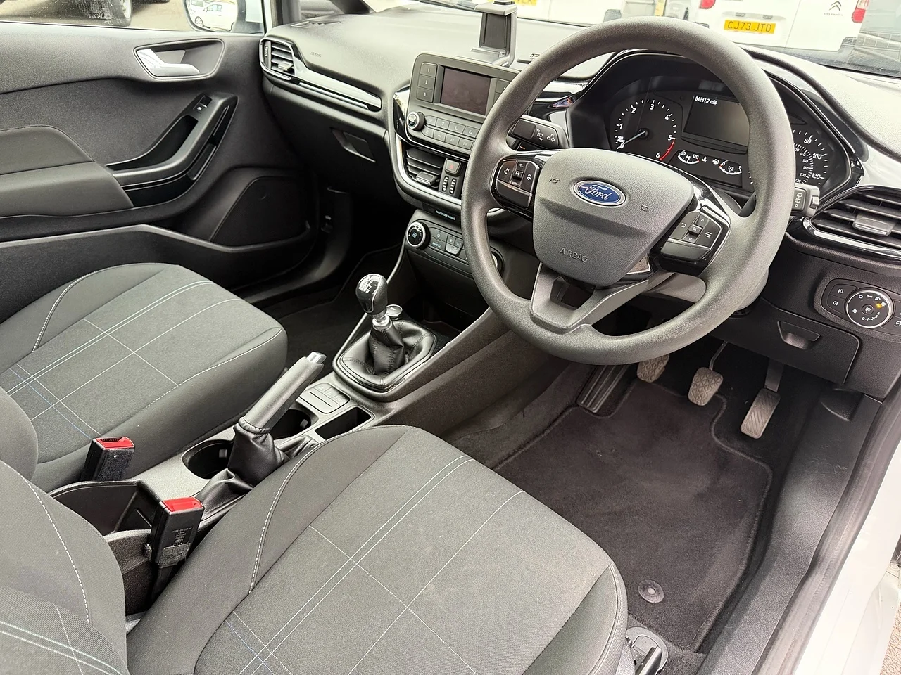 2019 Ford Fiesta Van 1.5 TDCi - Thumbnail 3