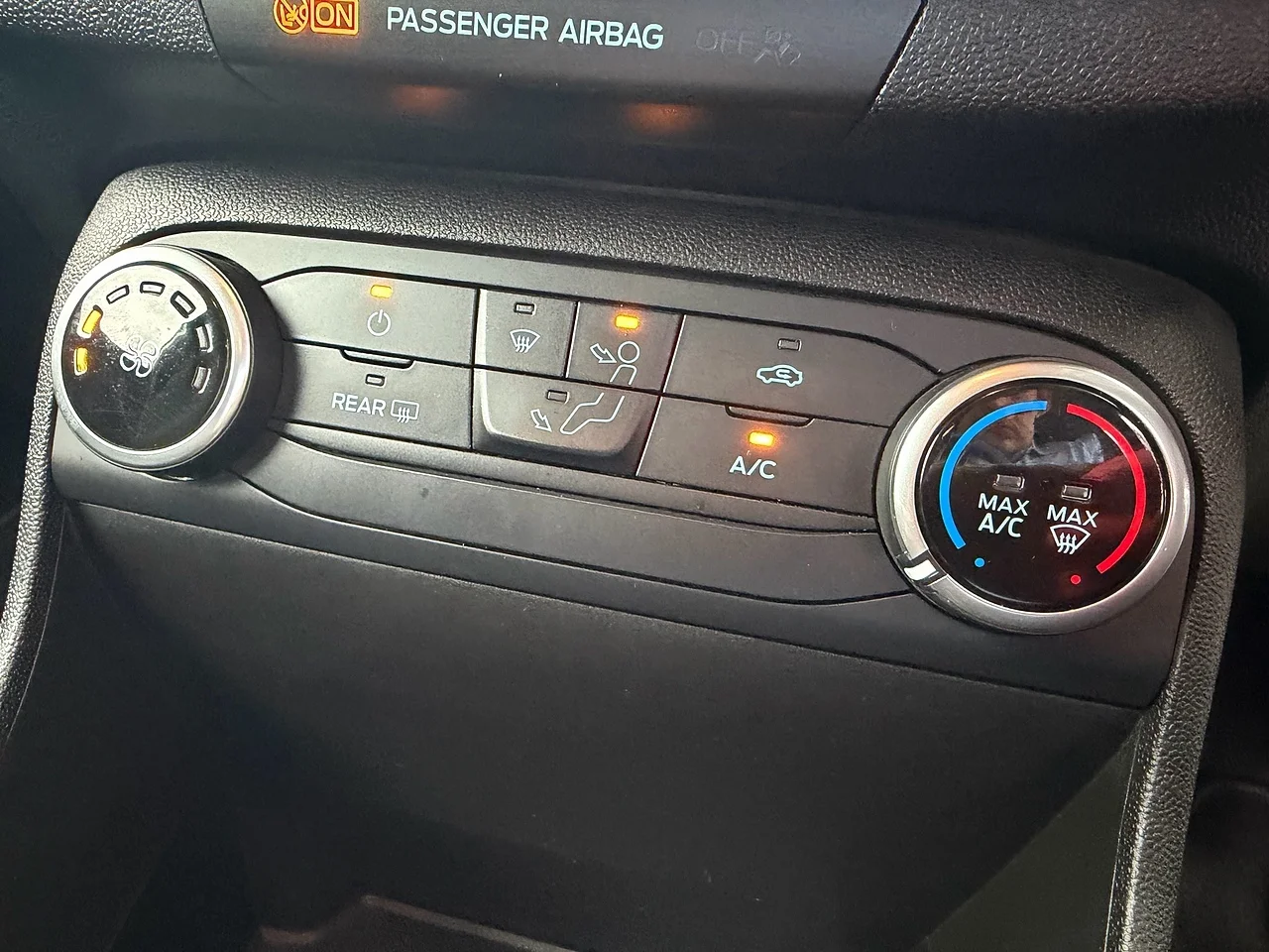 2019 Ford Fiesta Van 1.5 TDCi - Thumbnail 9