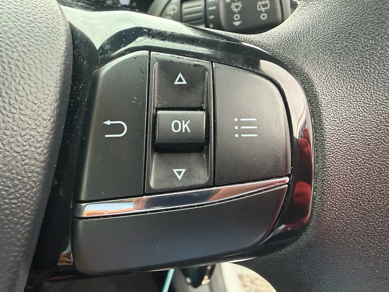 2019 Ford Fiesta Van 1.5 TDCi - Thumbnail 13