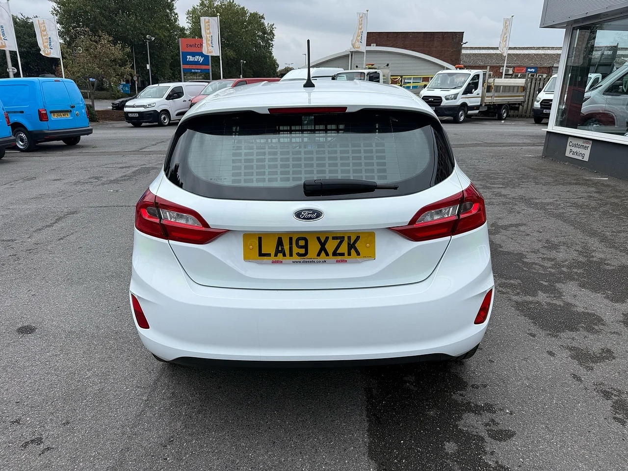 2019 Ford Fiesta Van 1.5 TDCi - Thumbnail 18