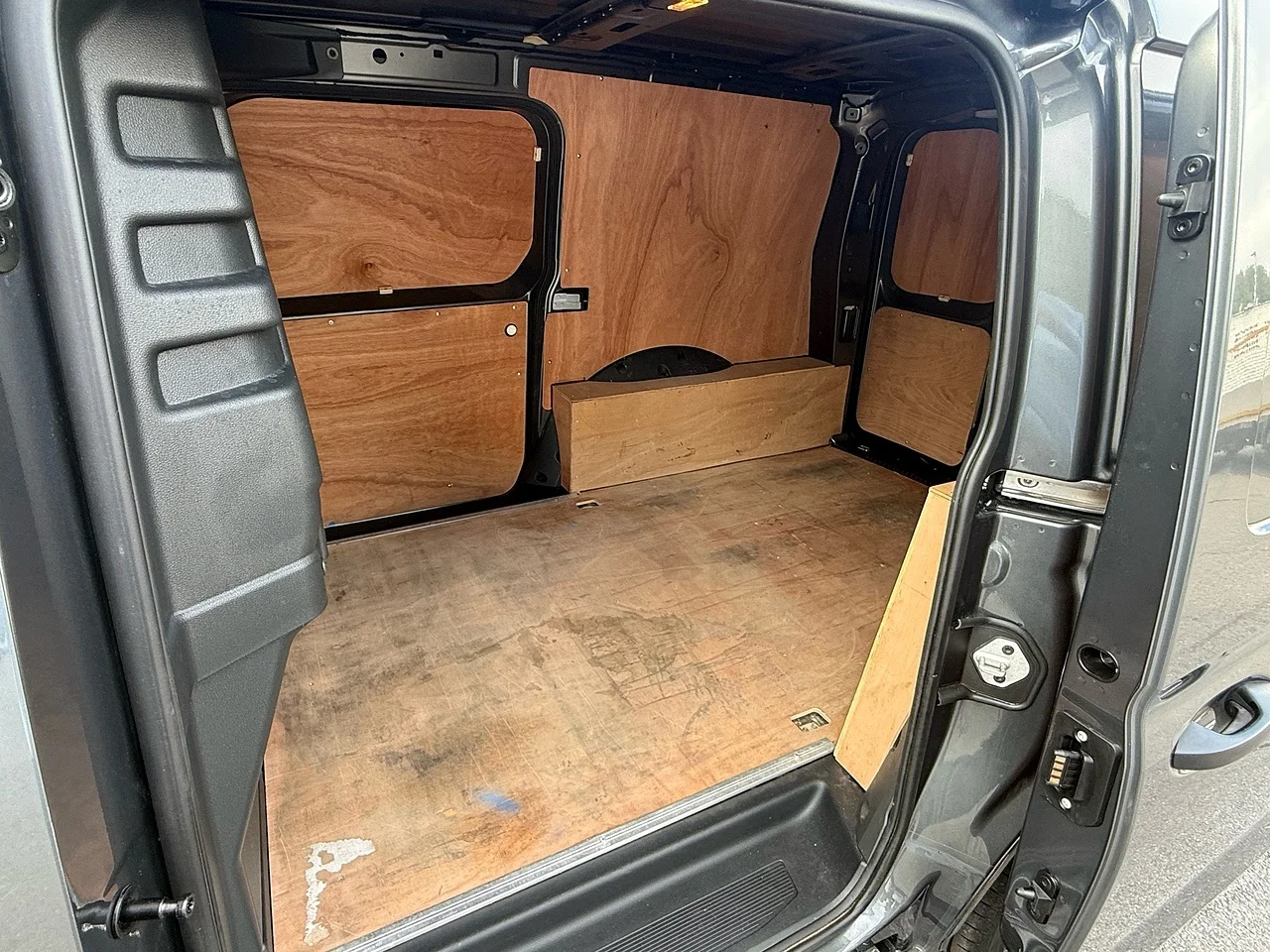 2025 Volkswagen Caddy Maxi TDI C20 Commerce Maxi - Thumbnail 12