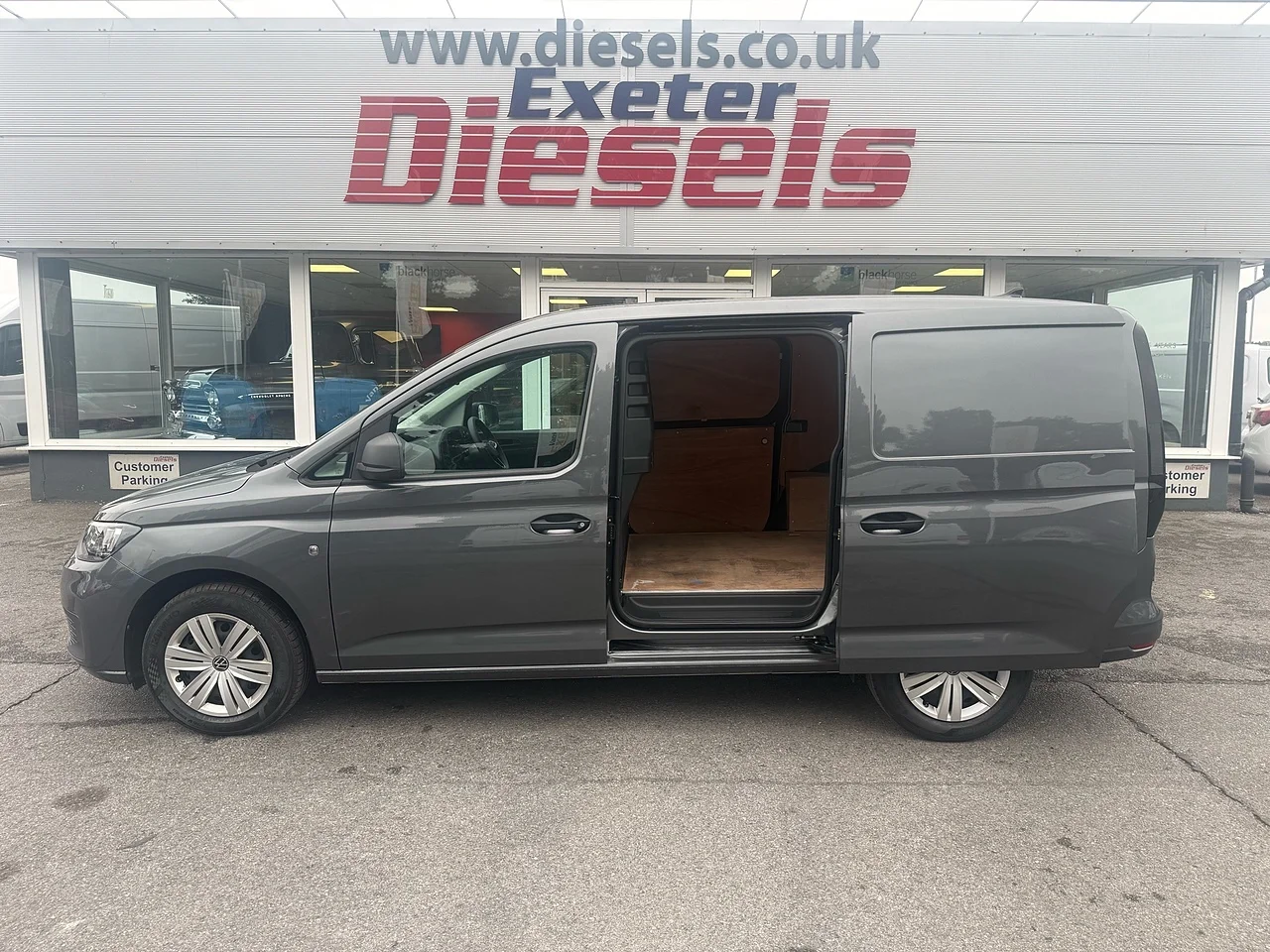 2025 Volkswagen Caddy Maxi TDI C20 Commerce Maxi - Thumbnail 4