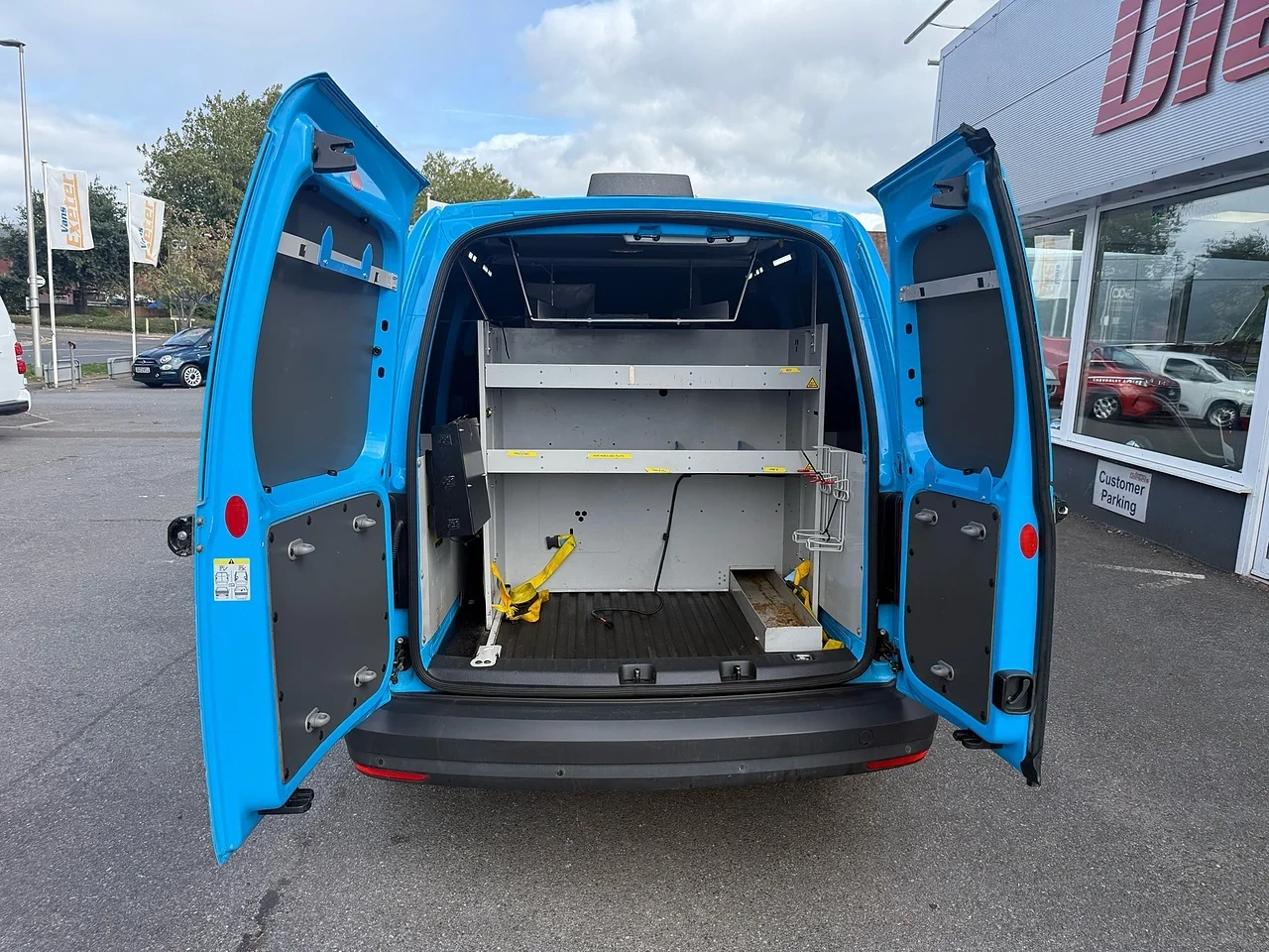 2016 Volkswagen Caddy Maxi TDI C20 BlueMotion Tech Startline with Air Con - Thumbnail 15