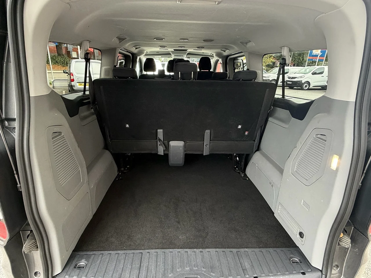 2025 Ford Transit Custom 340 Duratec Limited 2.5 PHEV L2 - Thumbnail 15