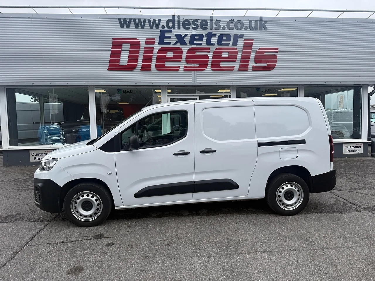 2023 Citroen Berlingo BlueHDi 950 Enterprise Edition XL - Thumbnail 10