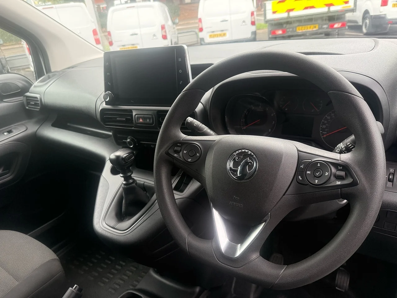 2023 Vauxhall Combo Turbo D 2300 Prime L2 H1 (100PS) - Thumbnail 5