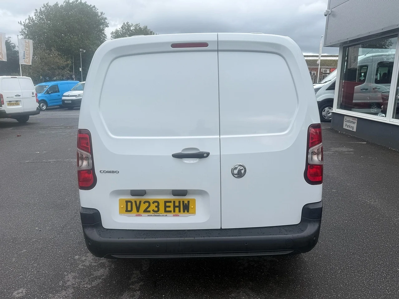 2023 Vauxhall Combo Turbo D 2300 Prime L2 H1 (100PS) - Thumbnail 14