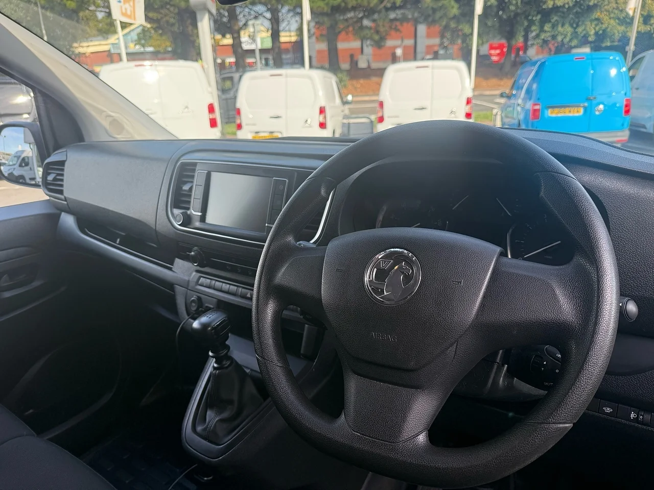 2023 Vauxhall Vivaro 2.0 Turbo D 3100 Pro L2 H1 (145ps) - Thumbnail 6