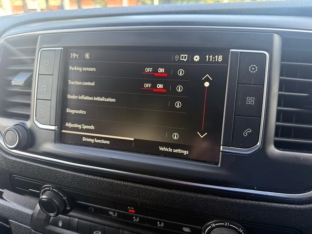 2023 Vauxhall Vivaro 2.0 Turbo D 3100 Pro L2 H1 (145ps) - Thumbnail 7