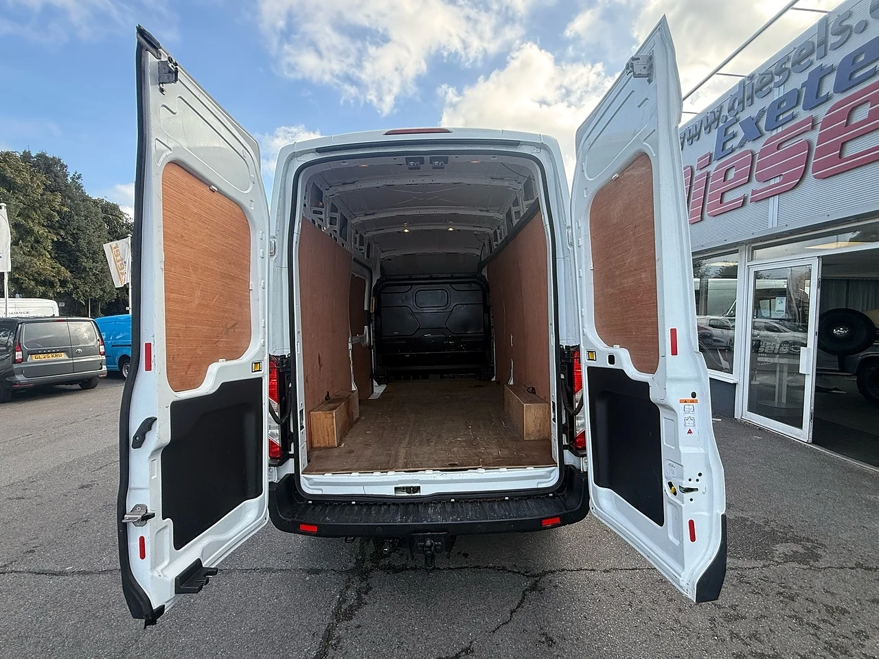 2023 Ford Transit 350 EcoBlue Leader L3 H3 (130PS) RWD - Thumbnail 16