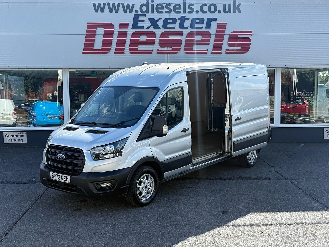 2024 Ford Transit 350 EcoBlue Trend L3 H2 (130PS) FWD - Thumbnail 2
