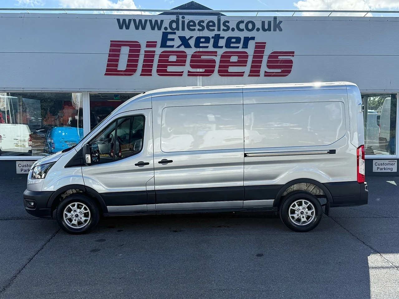 2024 Ford Transit 350 EcoBlue Trend L3 H2 (130PS) FWD - Thumbnail 10