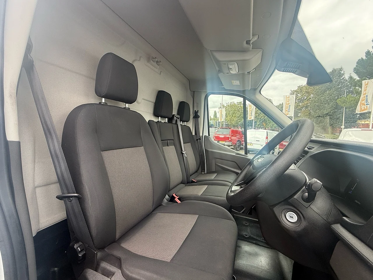 2025 Ford Transit 350 EcoBlue Leader L3 H3 ( 130PS ) RWD - Thumbnail 5