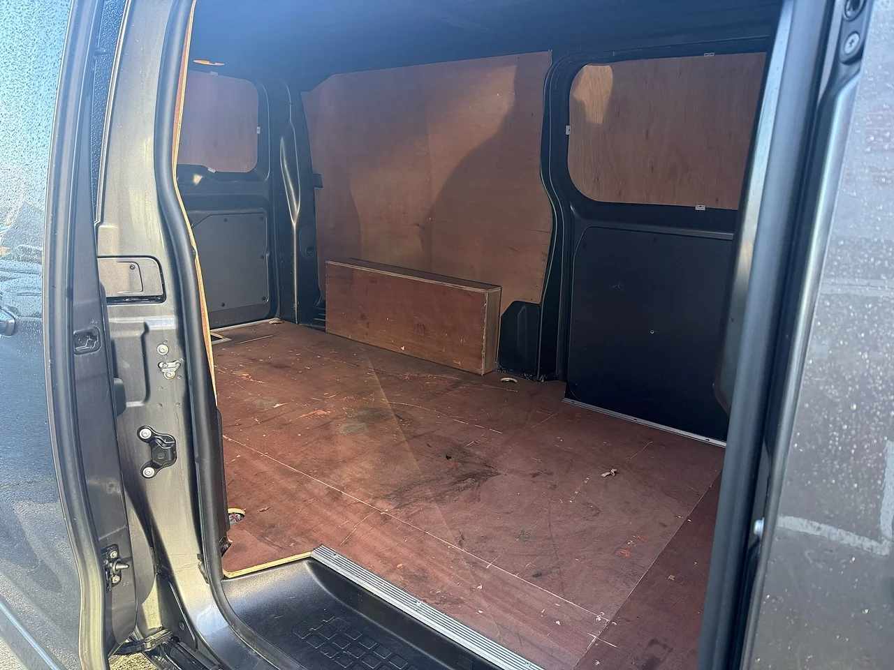 2022 Vauxhall Vivaro Turbo D 3100 2.0 Sportive L2 H1 (145PS) - Thumbnail 15