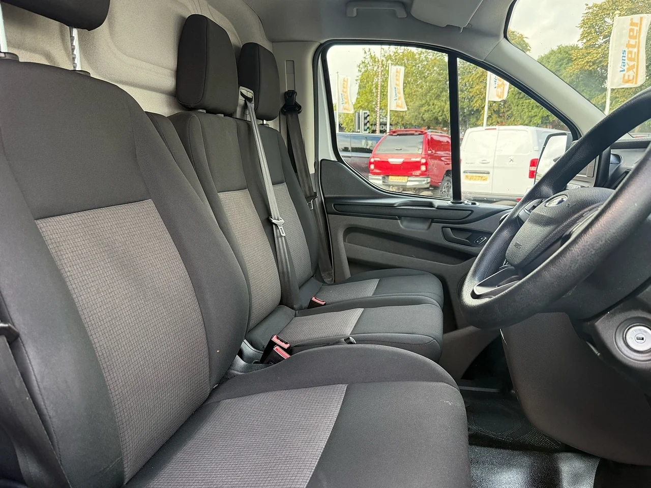 2021 Ford Transit Custom 300 EcoBlue Leader L2H2 (130ps) - Thumbnail 4
