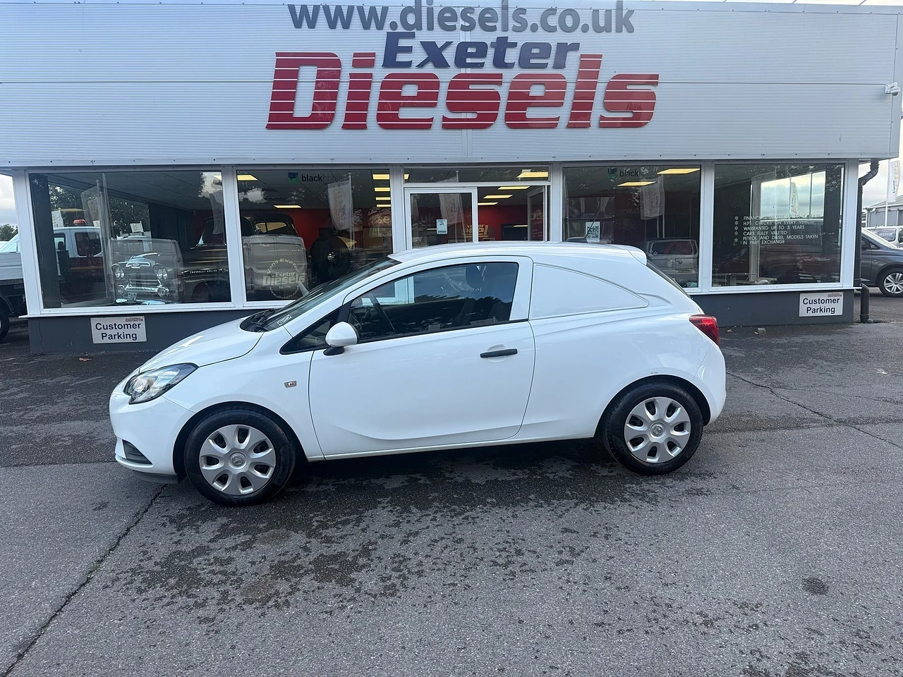 2018 Vauxhall Corsa Van CDTi ecoFLEX - Thumbnail 10