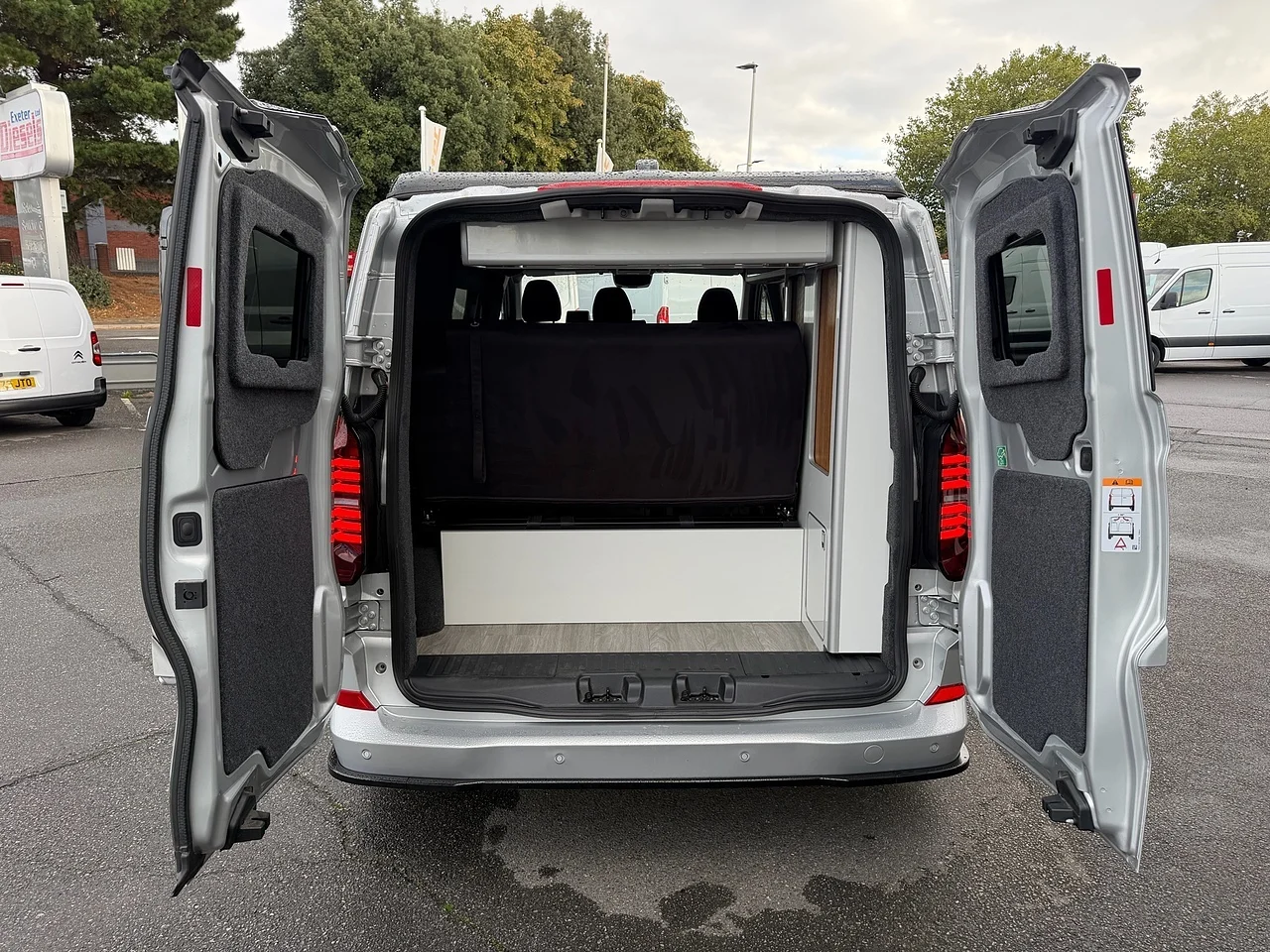 2025 Volkswagen Transporter TDI T28 Commerce Plus Camper - Thumbnail 26