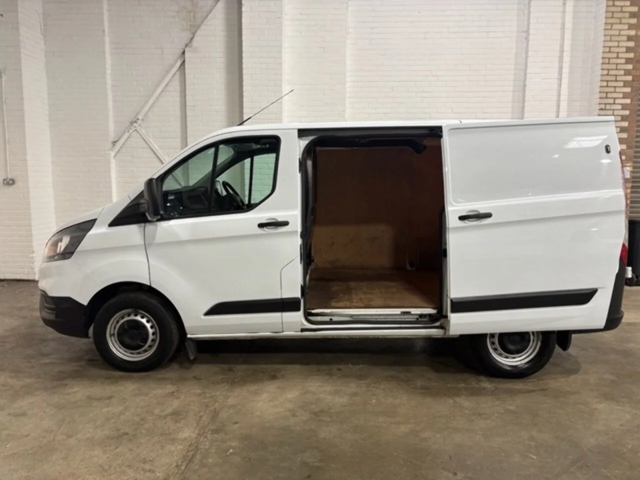 2022 Ford Transit Custom 280 EcoBlue Leader L1H1 (105ps) - Thumbnail 3
